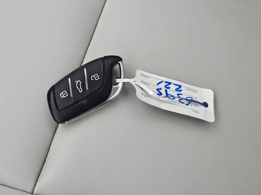 2022 MG ZS LUX 
