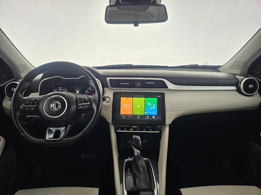 2022 MG ZS LUX 
