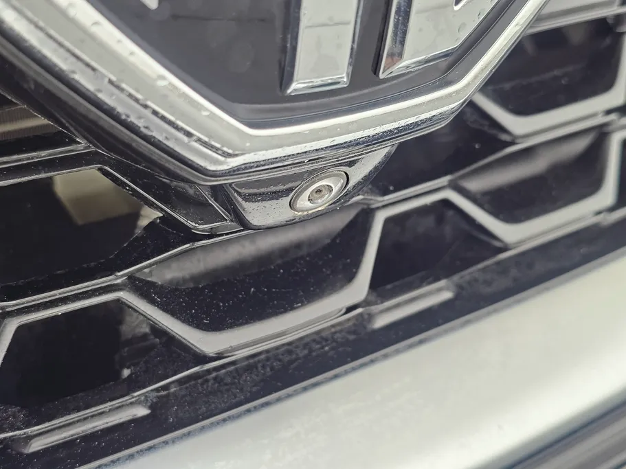 2022 MG ZS LUX 