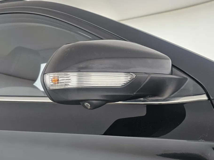 2022 MG ZS LUX 
