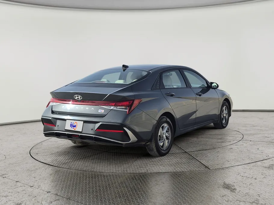 2024 Hyundai Elantra Smart 