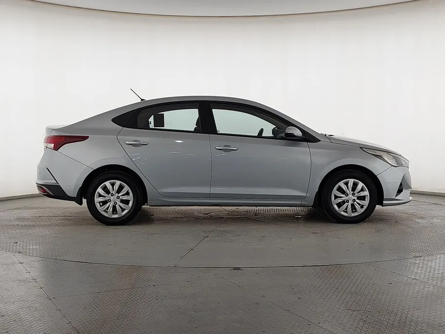 2022 Hyundai Accent Smart 