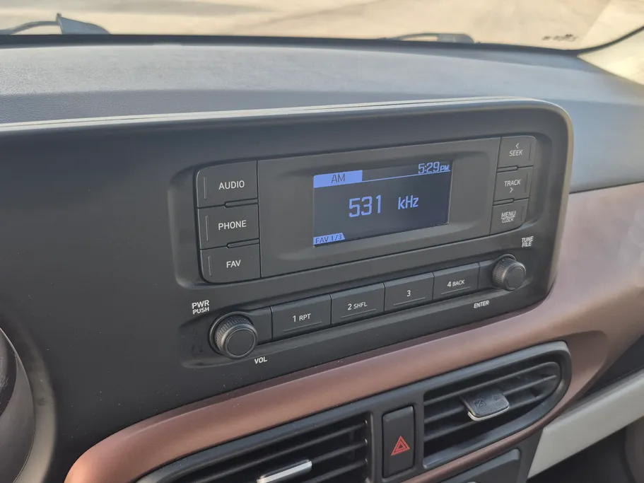 هيونداي Grand i10 فلييت 2024 