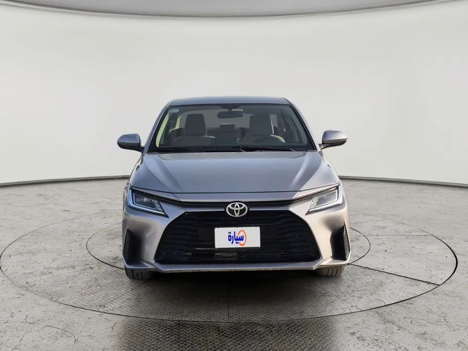 2023 Toyota Yaris  Y 