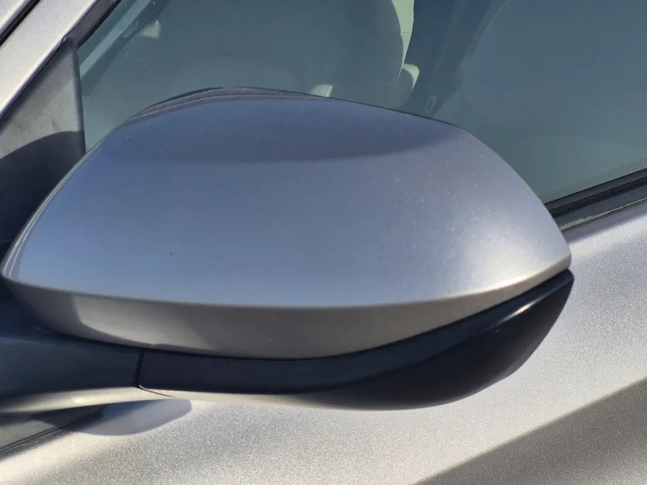 2023 Toyota Yaris  Y 