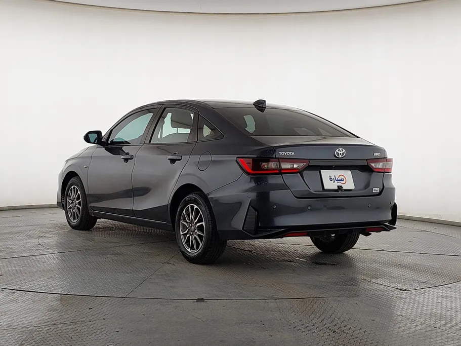 2023 Toyota Yaris  Y 
