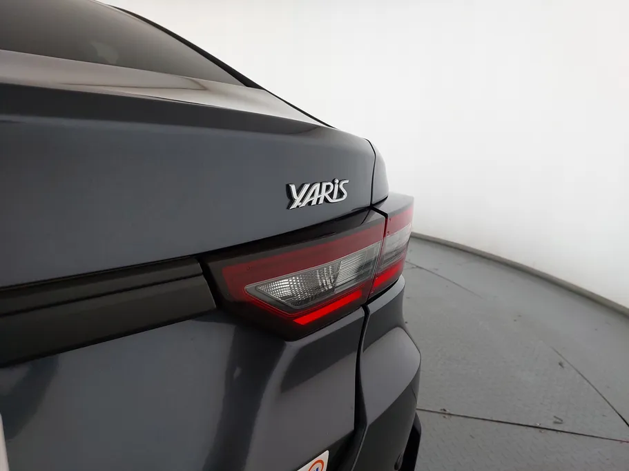 2023 Toyota Yaris  Y 