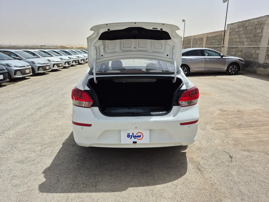 2023 Kia Pegas LX 