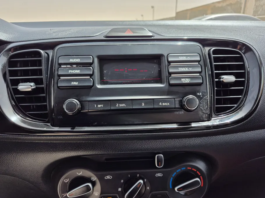 2023 Kia Pegas LX 