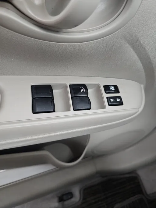 2022 Nissan Sunny SV Comfort 