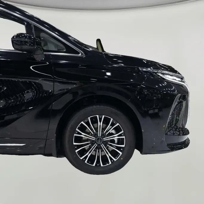 فورثينج V9 HEV 2026 