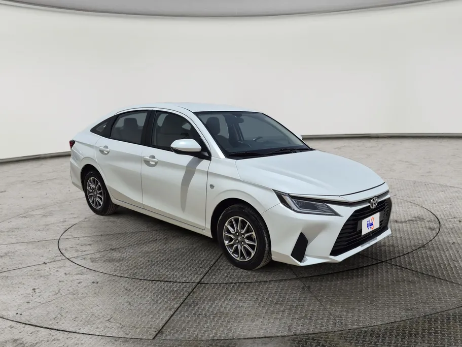 2024 Toyota Yaris  Y 