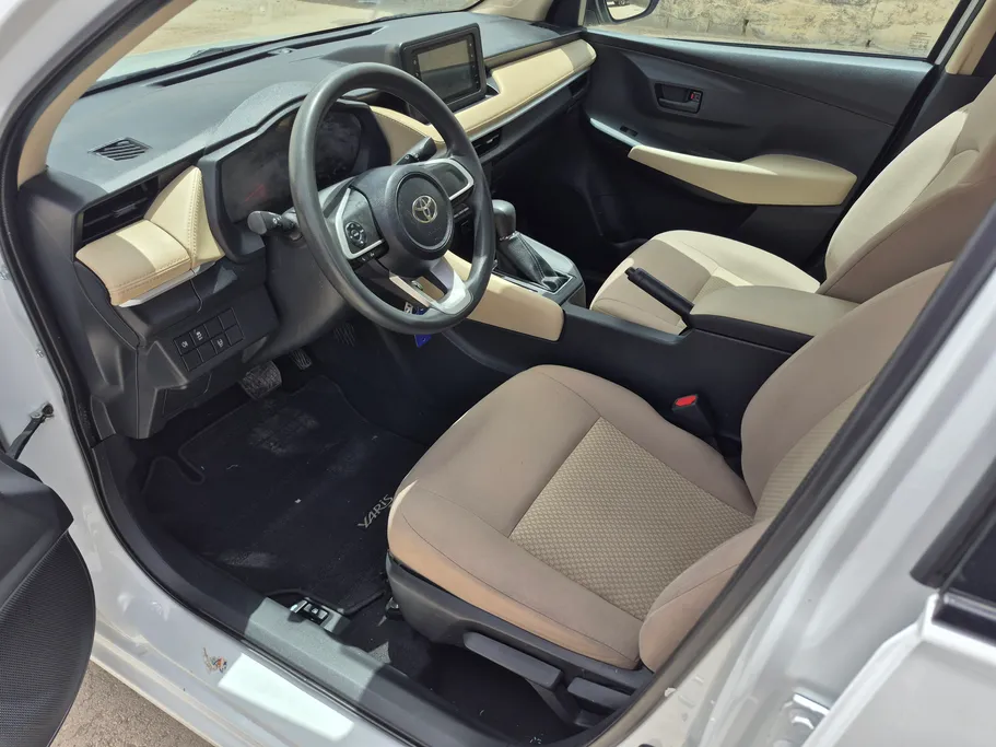 2024 Toyota Yaris  Y 