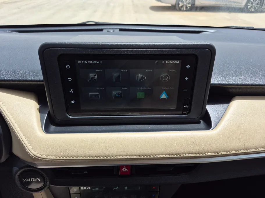 2024 Toyota Yaris  Y 
