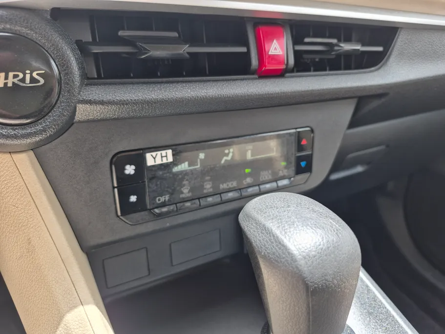2024 Toyota Yaris  Y 