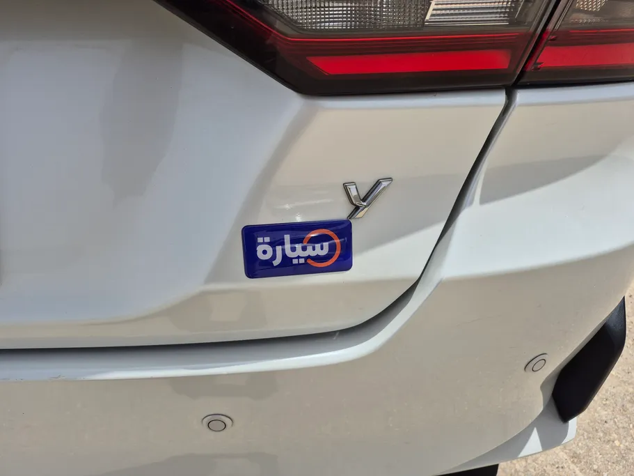 2024 Toyota Yaris  Y 
