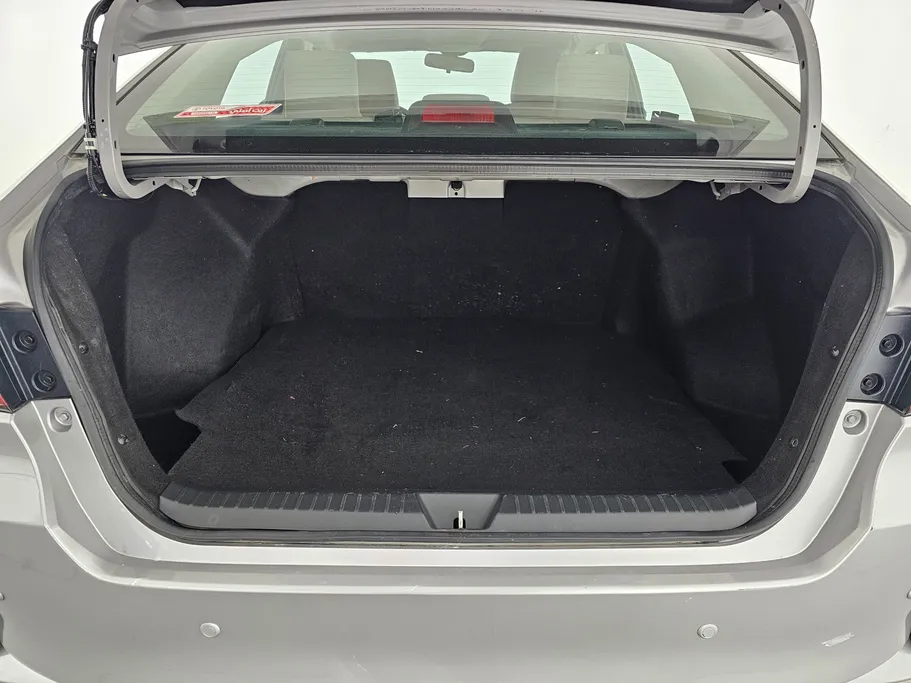 2023 Toyota Yaris  Y 
