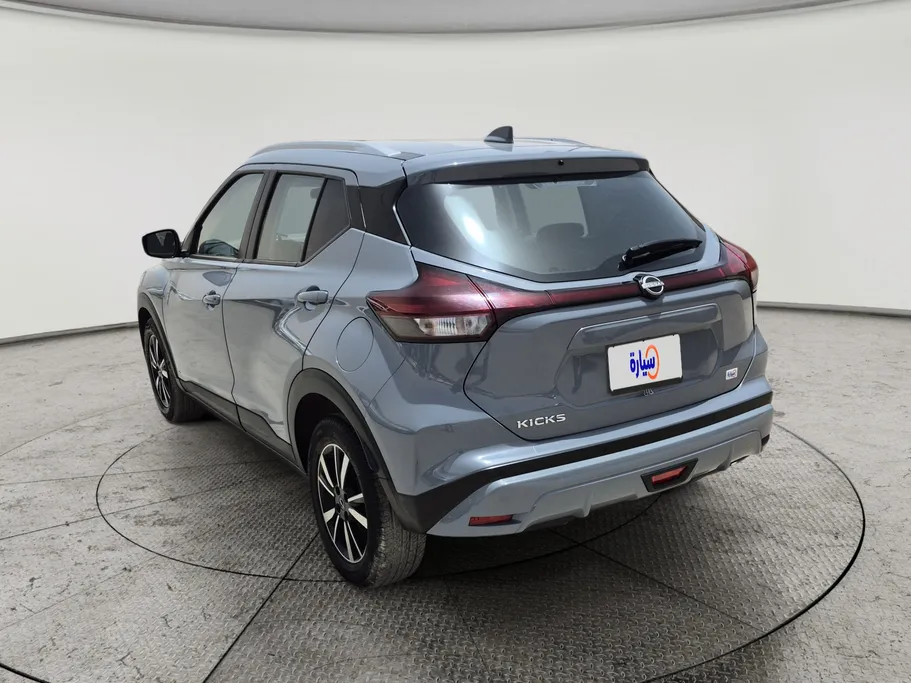 2024 Nissan Kicks S 