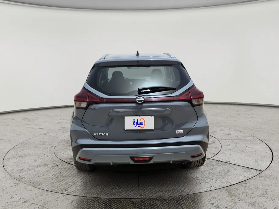 2024 Nissan Kicks S 