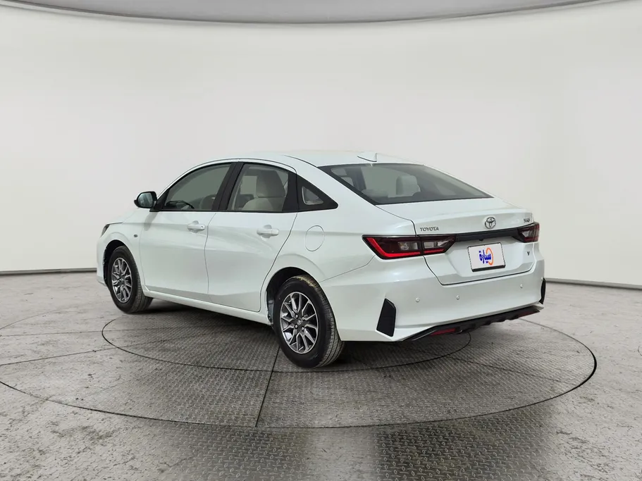 2024 Toyota Yaris  Y 