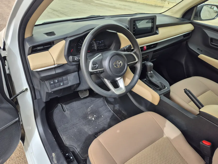 2024 Toyota Yaris  Y 