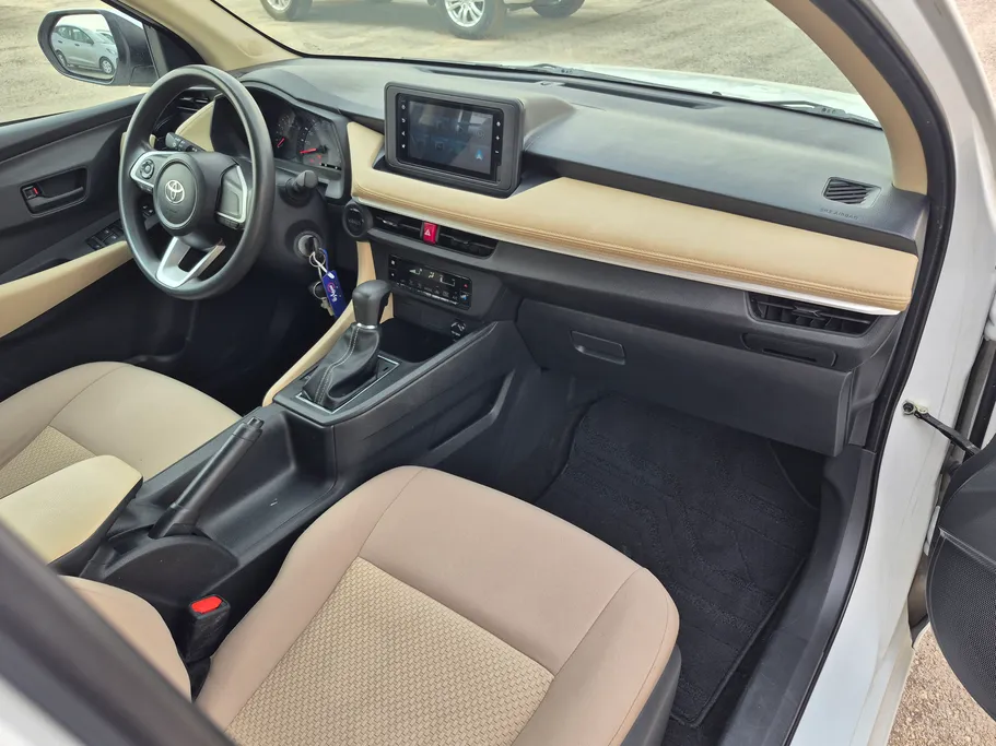 2024 Toyota Yaris  Y 