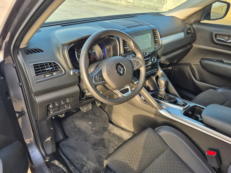 2023 Renault Koleos SE 