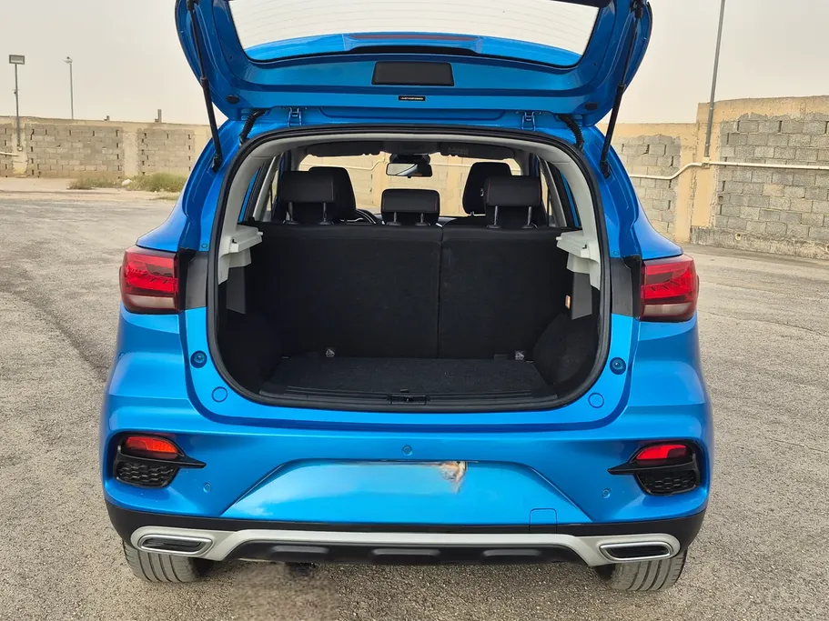 2023 MG ZS STD 