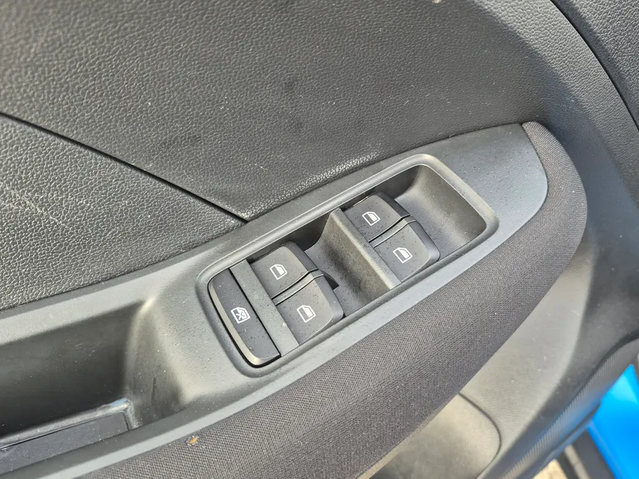 2023 MG ZS STD 