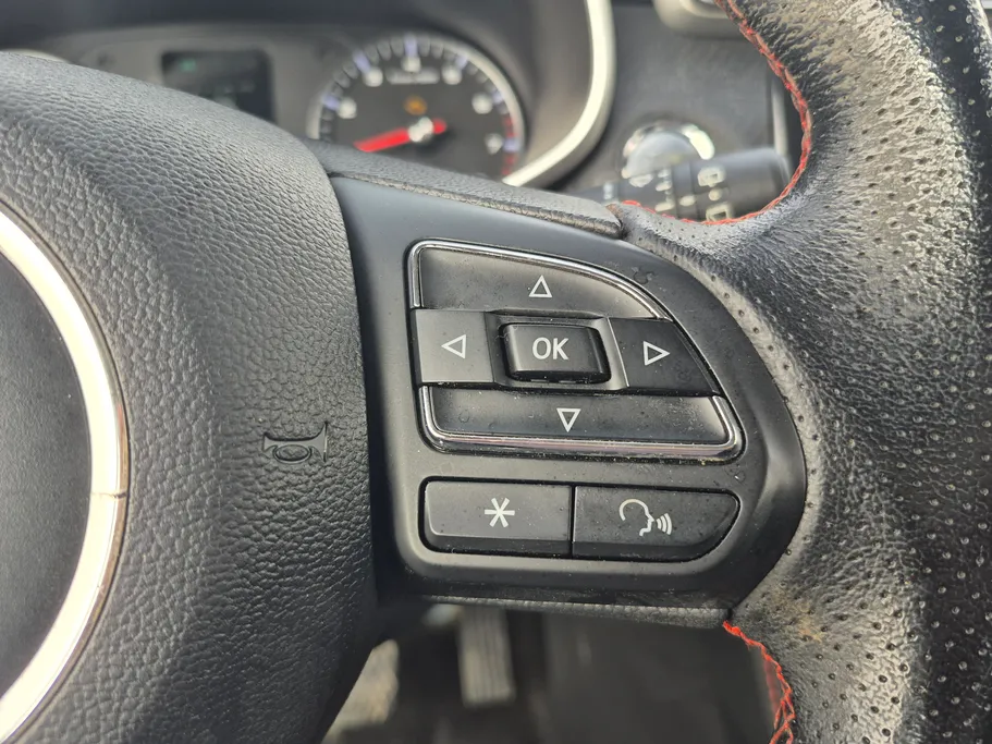 2023 MG ZS STD 
