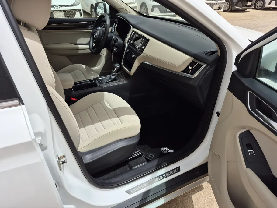 2023 MG RX5 STD 