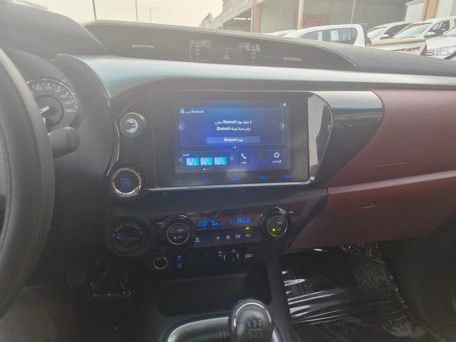 2025 Toyota Hilux SGLX 