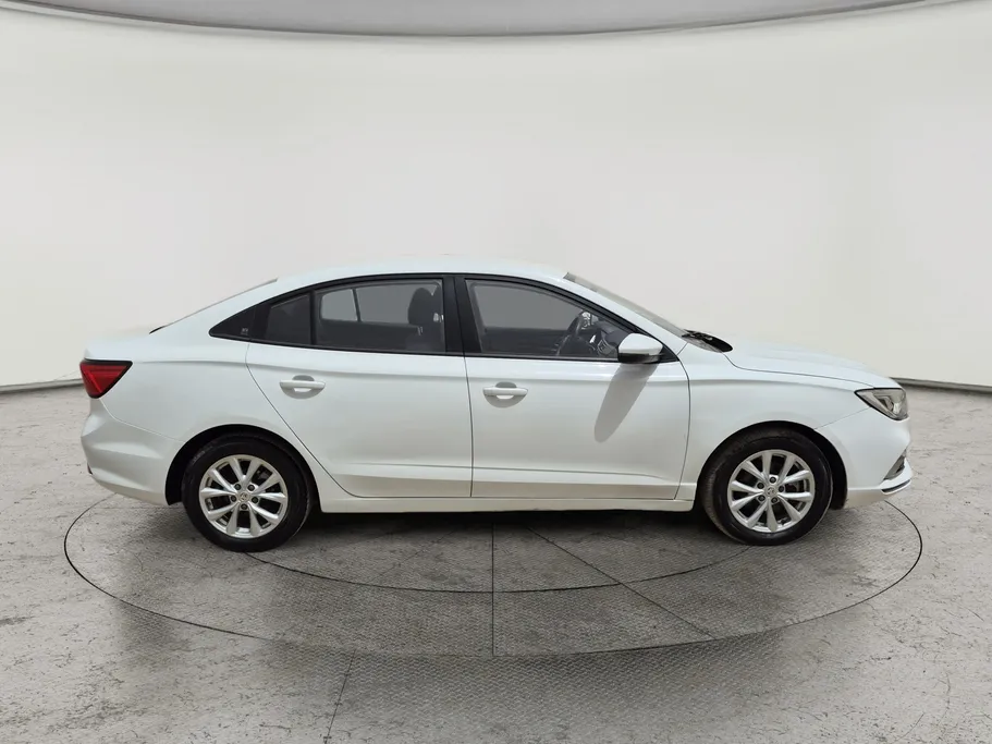 2023 MG 5 STD 