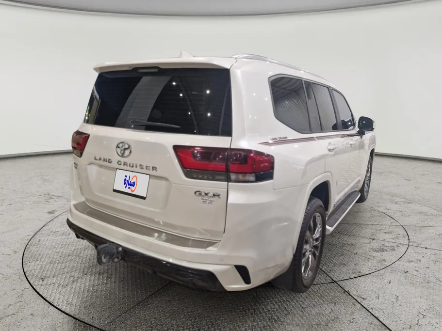 2025 Toyota Land Cruiser GXR4 