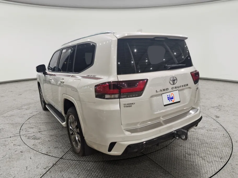 2025 Toyota Land Cruiser GXR4 