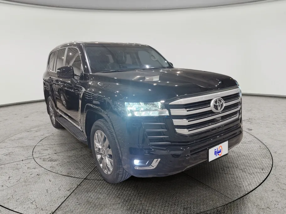 2025 Toyota Land Cruiser GXR 