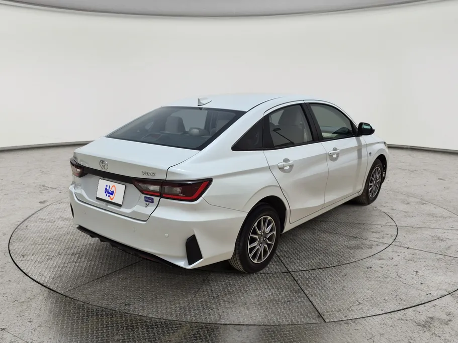2024 Toyota Yaris  Y 