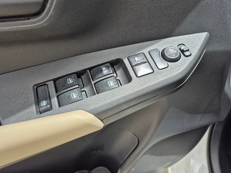2024 Toyota Yaris  Y 