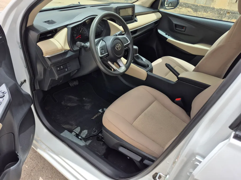 2024 Toyota Yaris  Y 