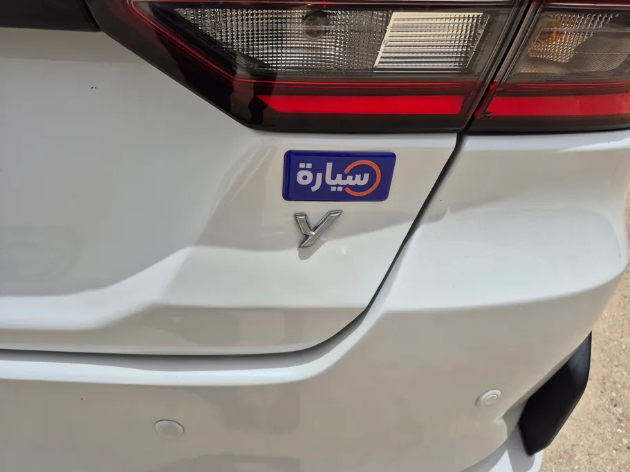 2024 Toyota Yaris  Y 