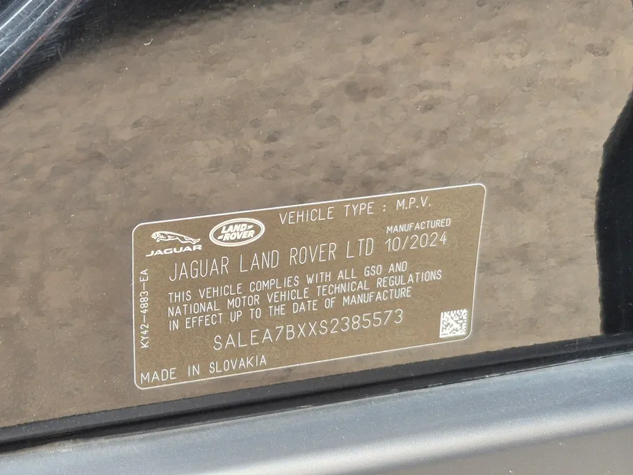 2025 Land Rover Defender 110HSE 