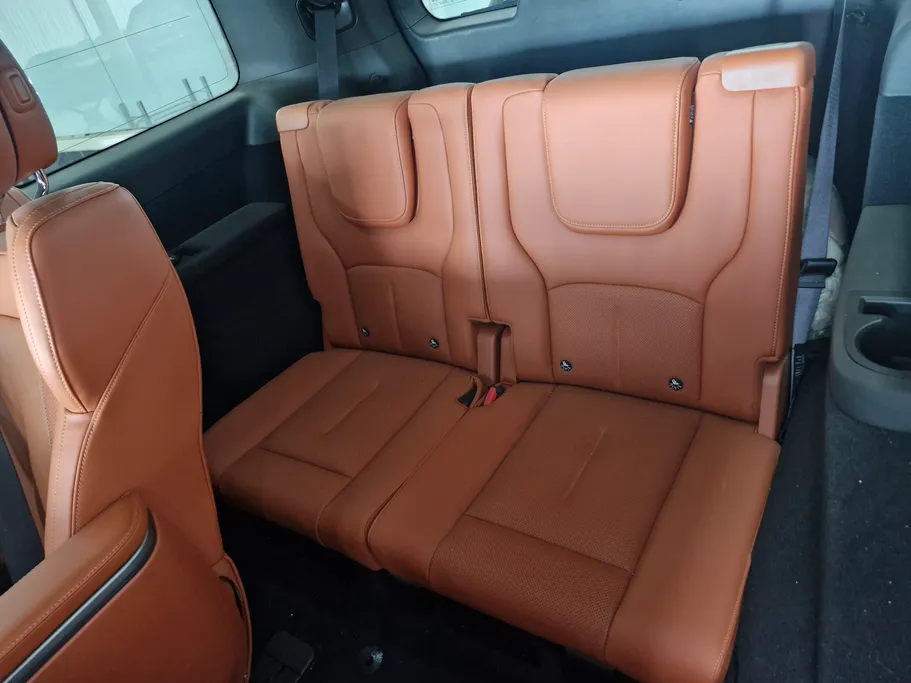 روكس 01 6 Seats VIP 2025 