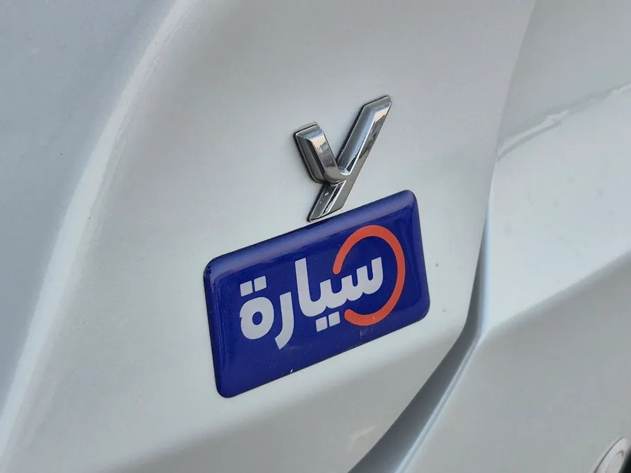 تويوتا يارس Y 2023 