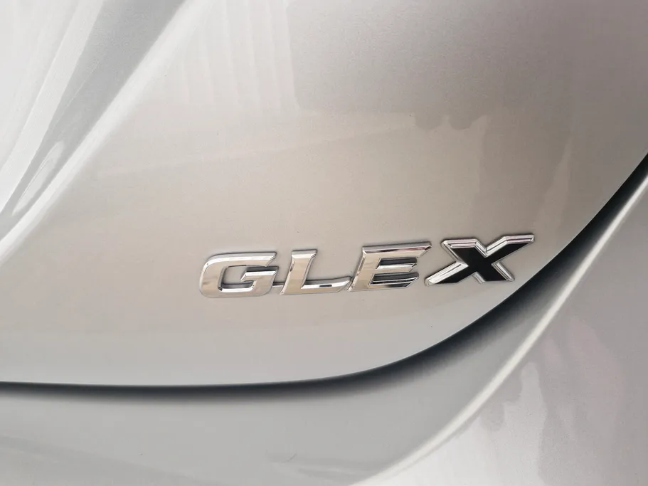 تويوتا كامري GLEX 2024 