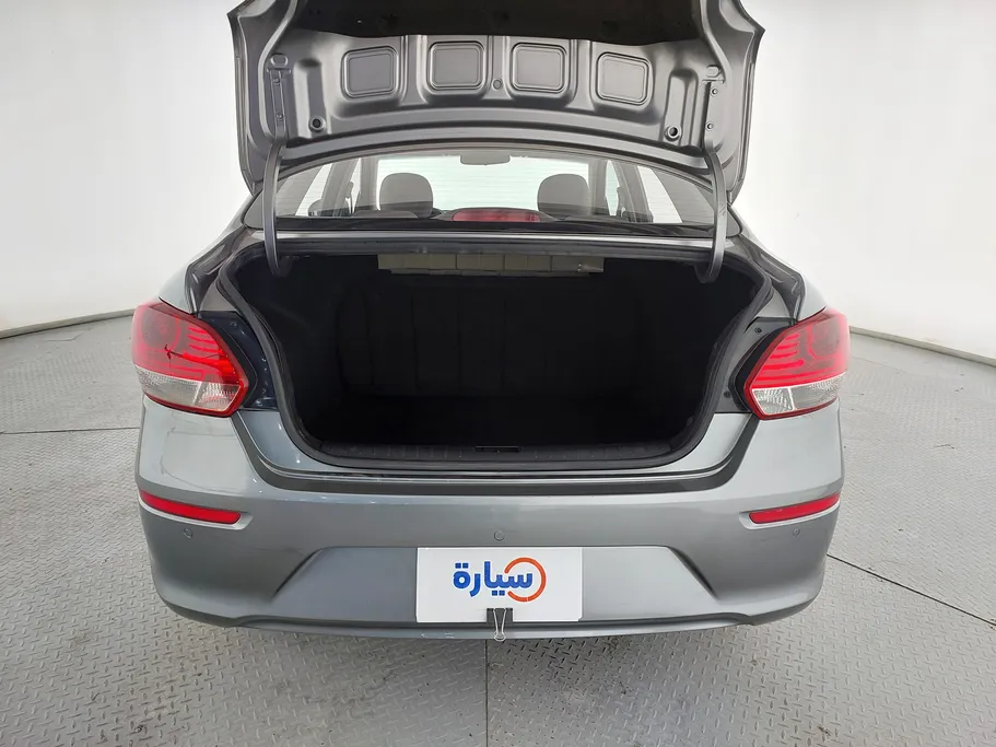 2022 Kia Pegas LX 