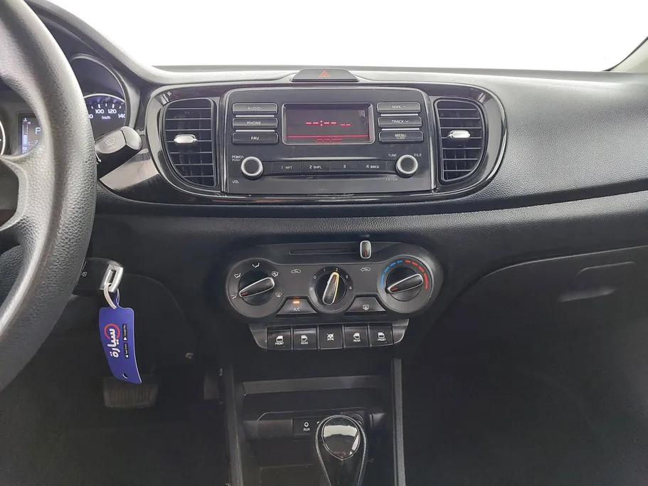 2022 Kia Pegas LX 
