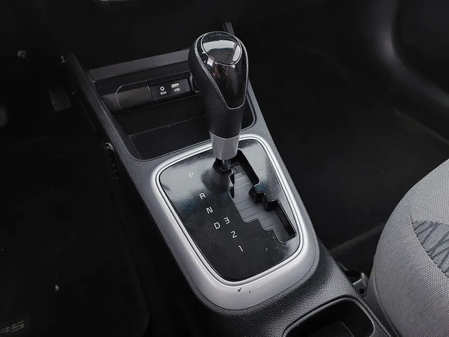 2022 Kia Pegas LX 