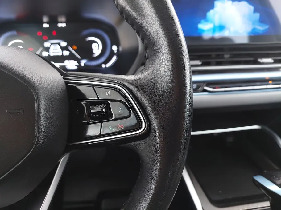 2025 Geely Emgrand GF 