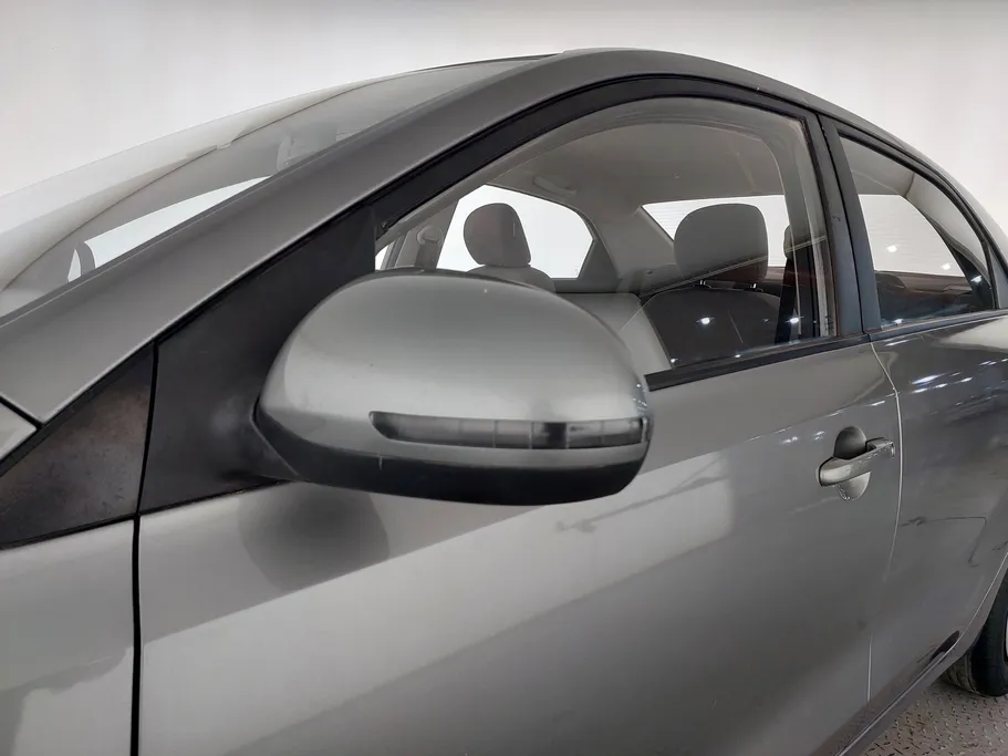 2022 Kia Pegas LX 