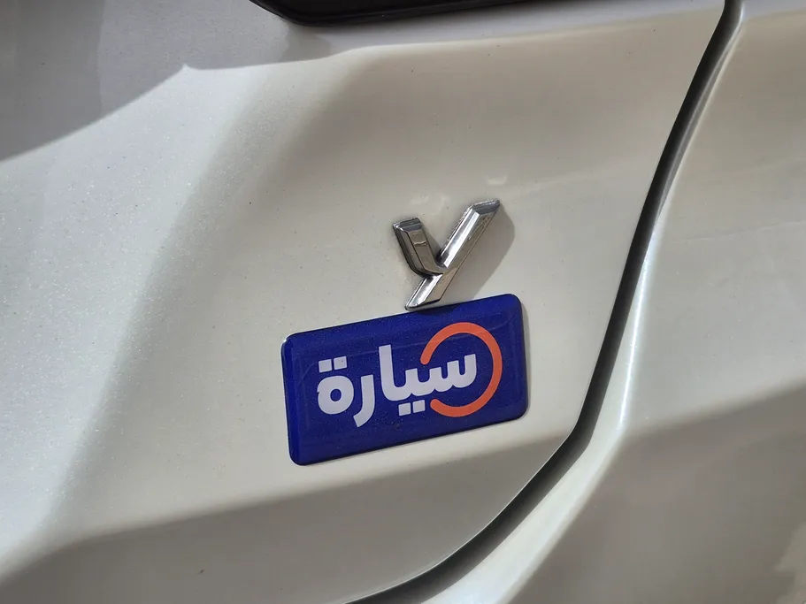 تويوتا يارس Y 2023 